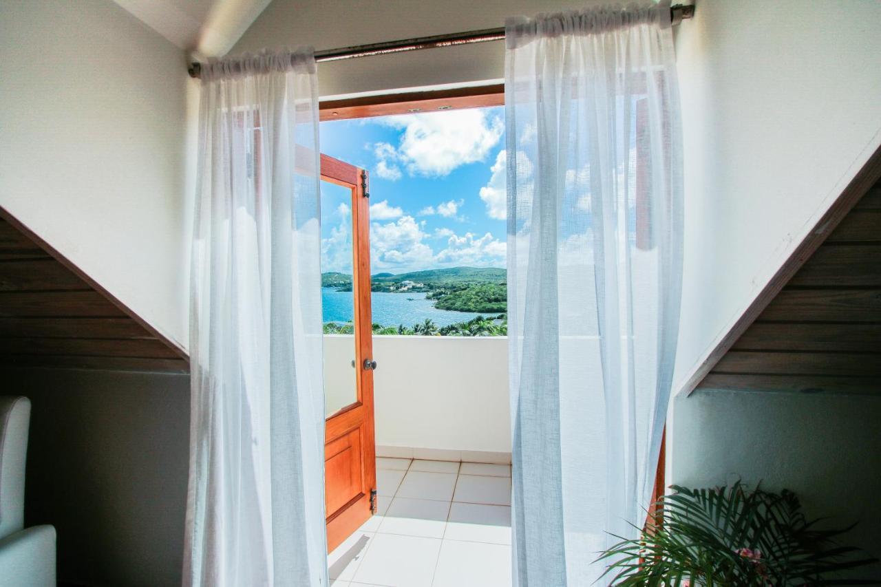 The Hideaway At Hughes Point Hotel Freetown Bagian luar foto